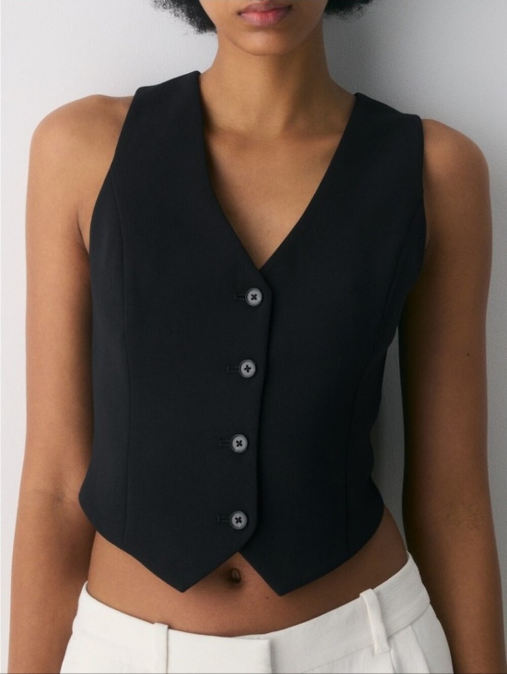 Wilfred Crepette Pacino Suit Vest in Black
